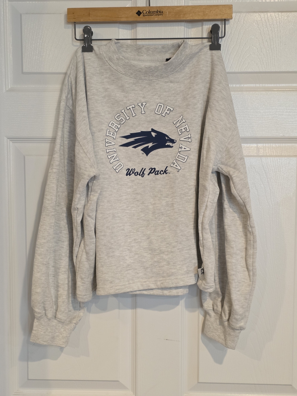University of Nevada Wolf Pack Crewneck Sweatshirt - Light Heather Gray